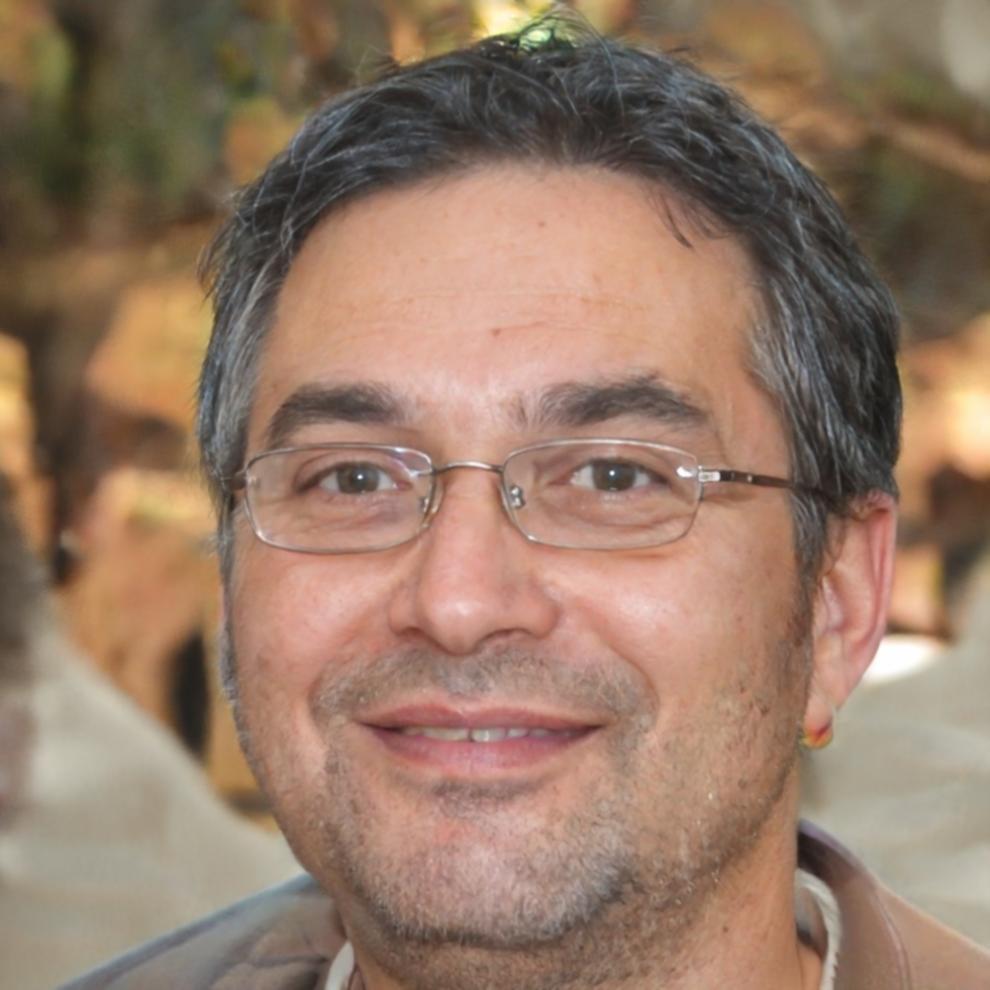 Portraitfoto von Kursteilnehmer Florian Betz